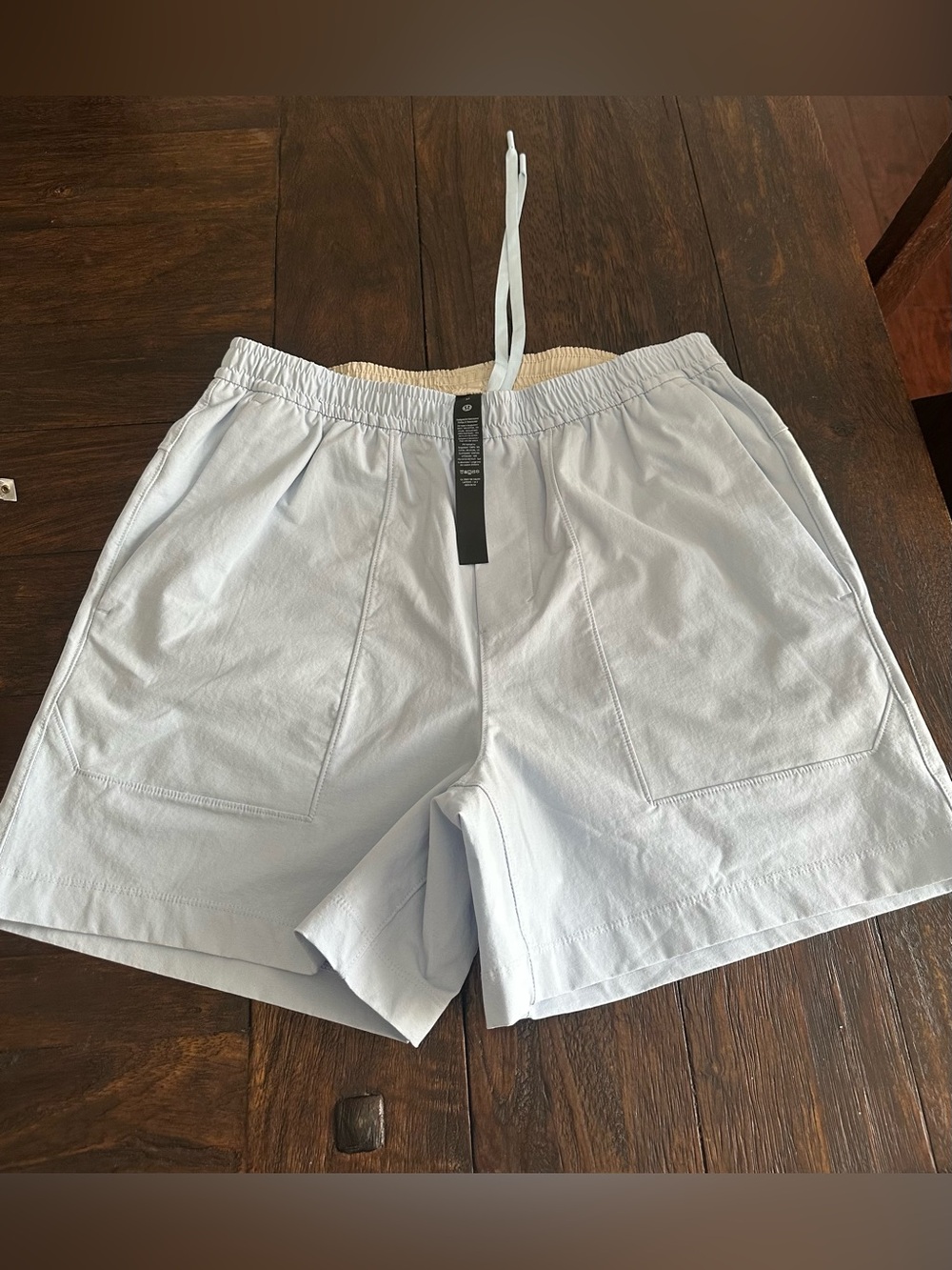 Lululemon Men’s Pull-on Shorts 5” Medium Light Blue NWOT Never Worn